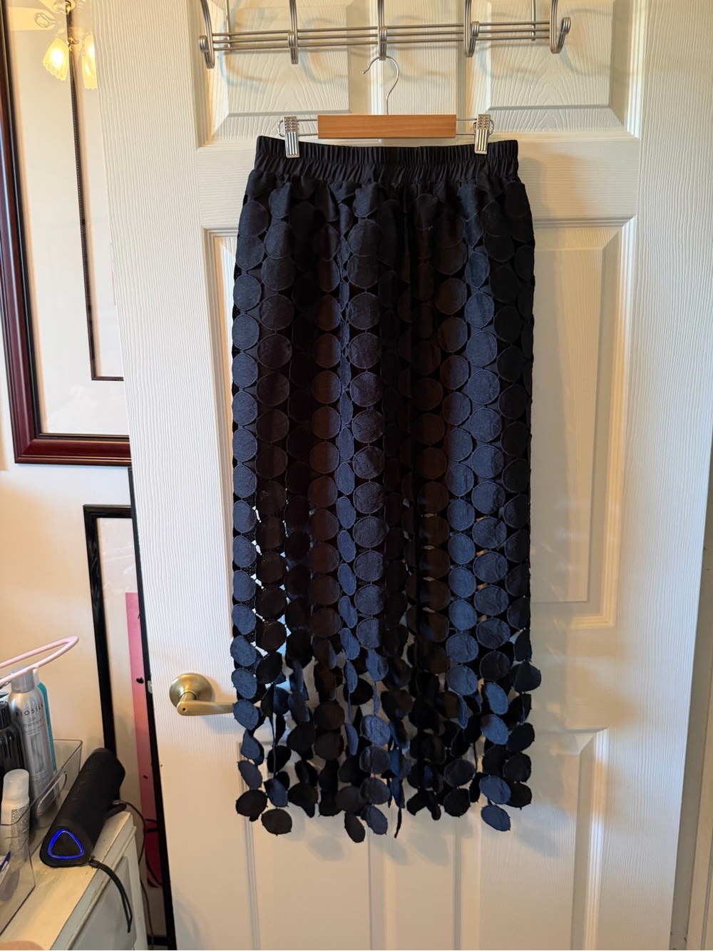 Black Circle-Applique Midi Skirt with Elastic Waistband